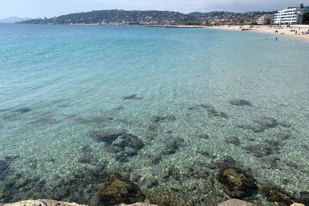 Juan Les Pins Joli T2 Parking Inclus! *